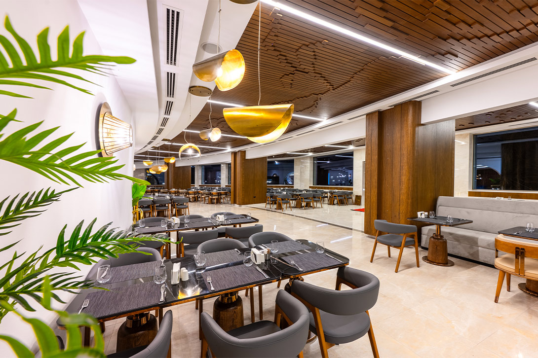 hamada prestige restaurent sitting