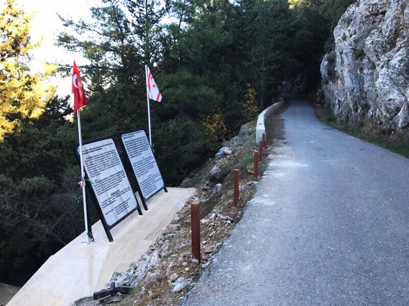 kyrenia-history-flags-tank