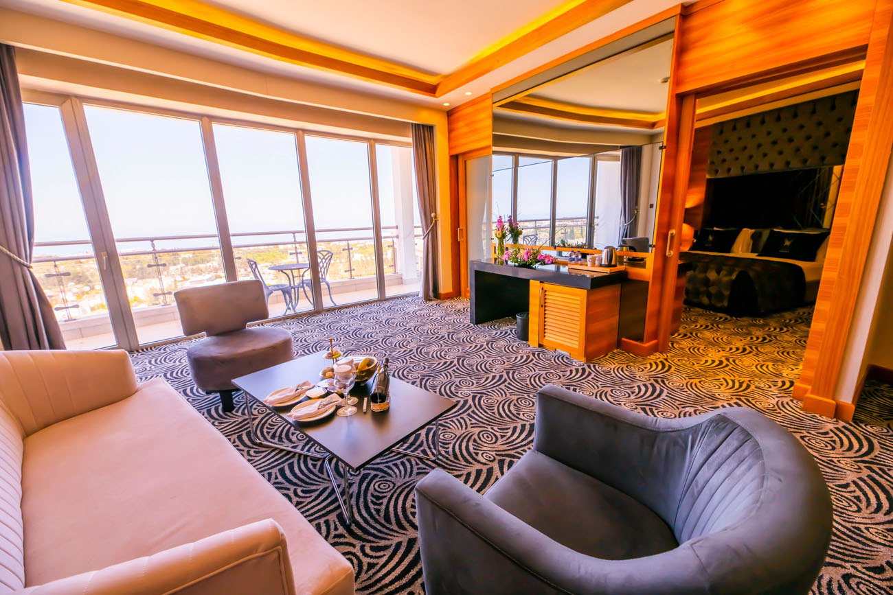 54 chamada prestige lobby kyrenia(1)