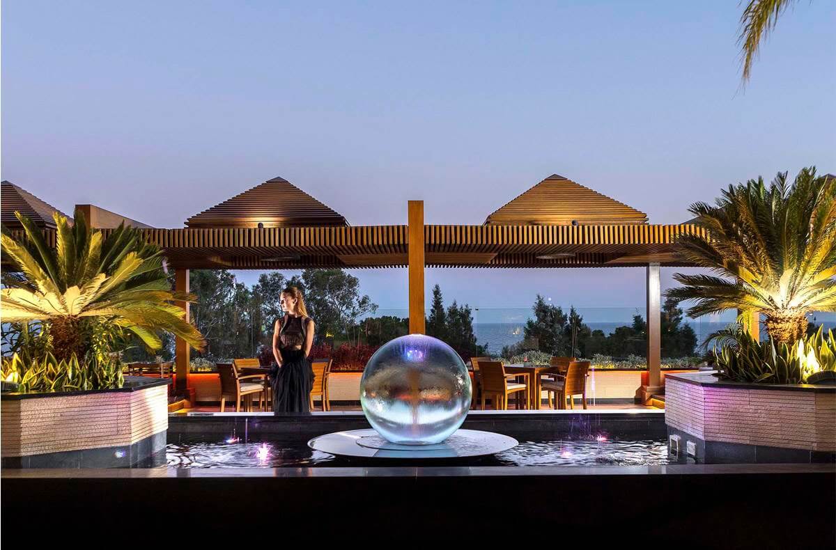 four seasons hotel vista terrace