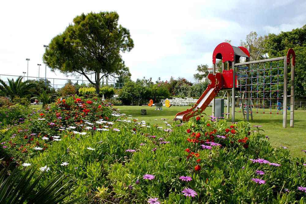 aloe hotel playground