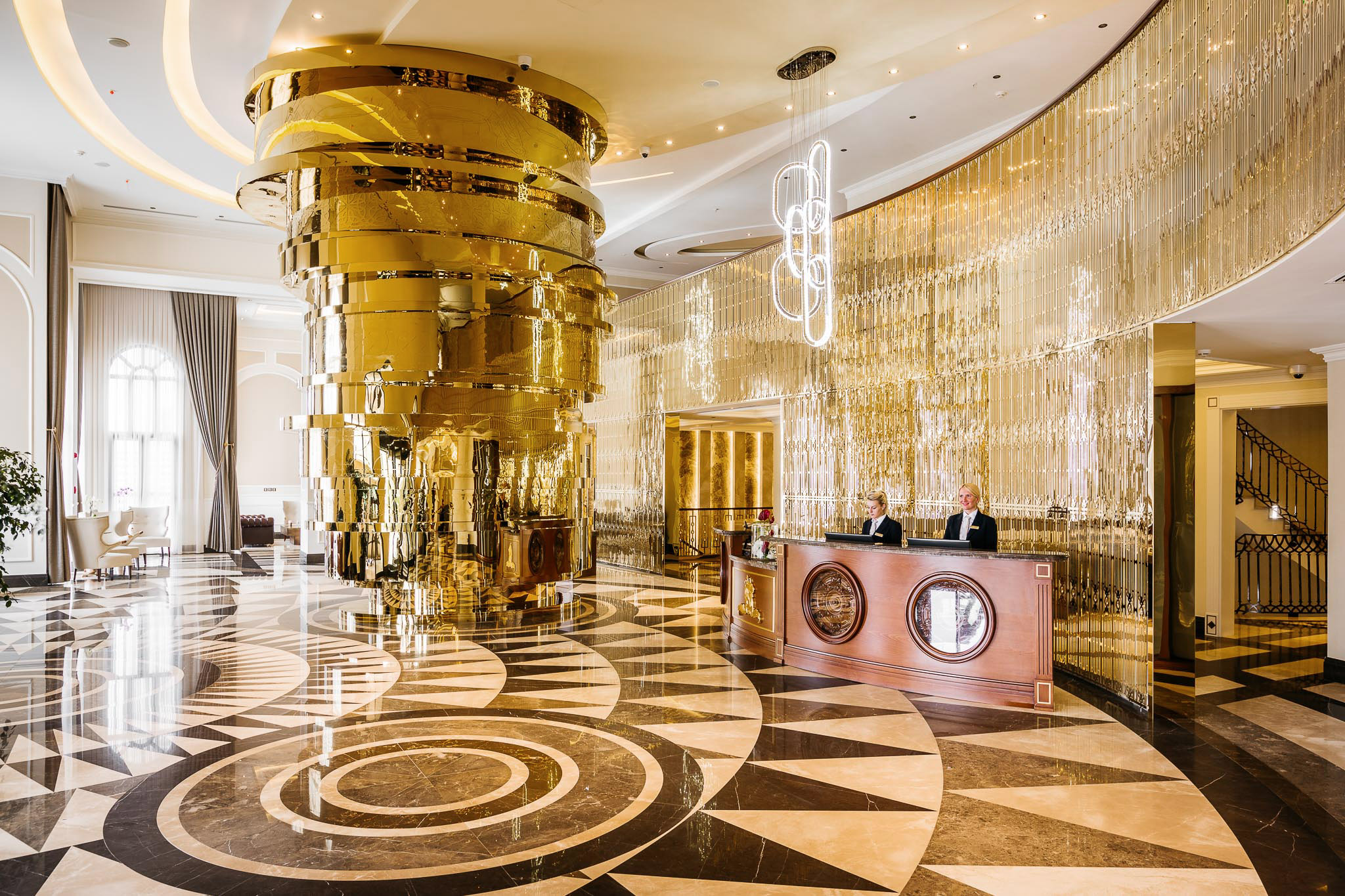 lords palace hotel lobby